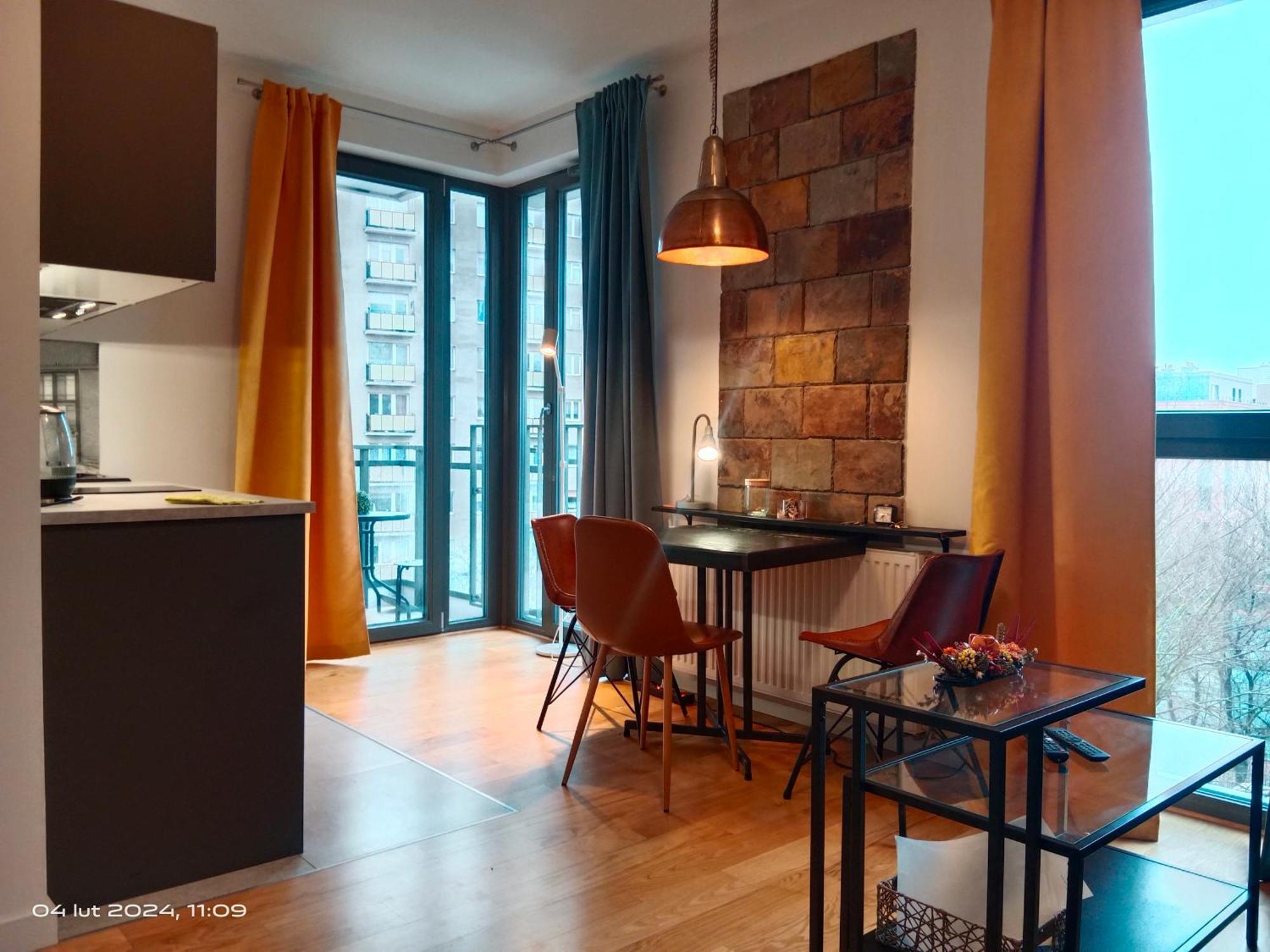 Uroczy Apartament Dlugie Ogrody 48 Гданск Екстериор снимка